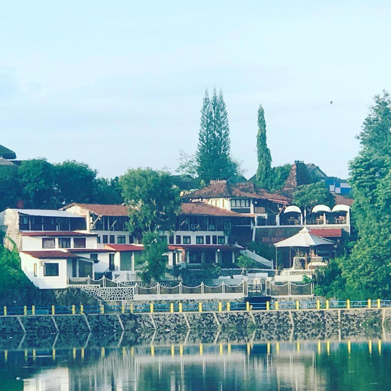 Omah Kenangan At Seven Trumpets Resort Maguwo Luaran gambar