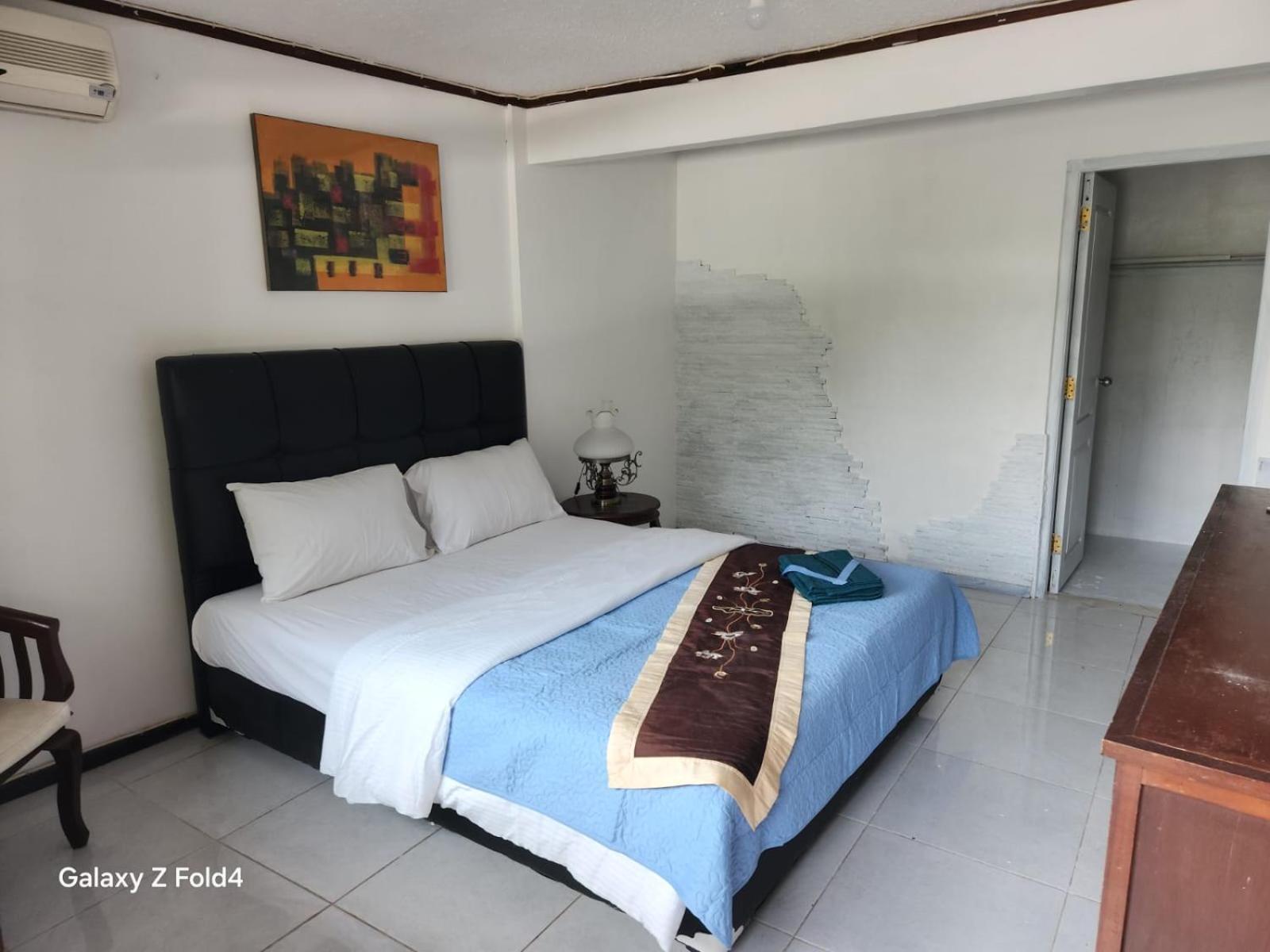 Omah Kenangan At Seven Trumpets Resort Maguwo Luaran gambar